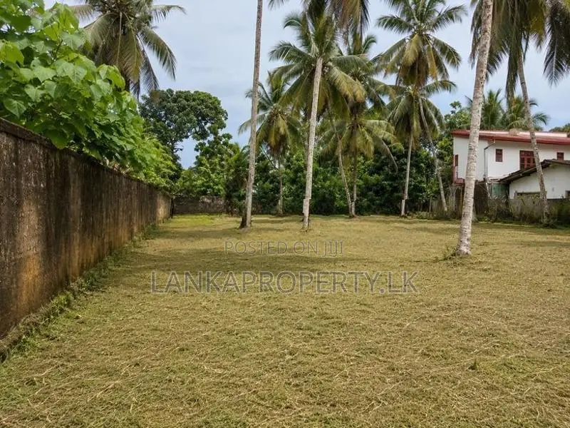 Residential Land for Sale at Oruwala, Athurugiriya,