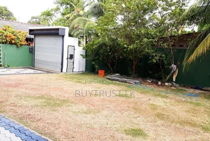 Two Story House for Sale in Kalubowila