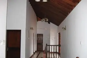 Two Story House for Sale in Colombo 07