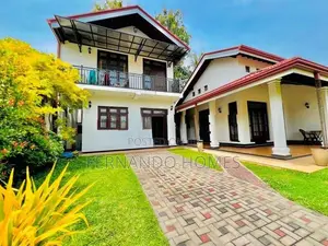 Solar Power With Spaciously Built Furnished Up House Sale Negombo