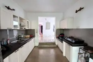 Two Story House for Sale in Colombo 07