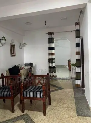 2 story house for sale Hunupitiya station road wattala