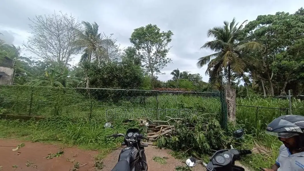 land for sale sewapiysa road wewalagra bollatha ja ela