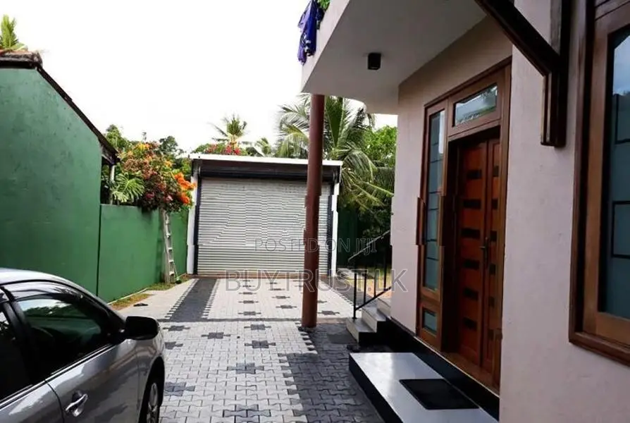 Two Story House for Sale in Kalubowila