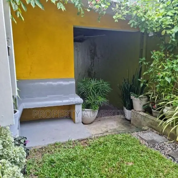 House for sale in rathmalana