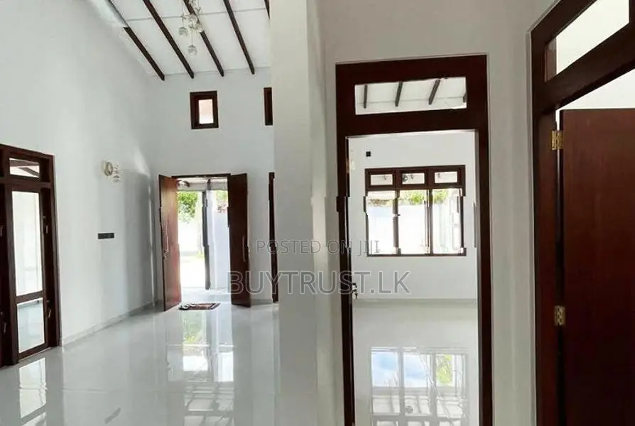 Brand New Single Story House for Sale in Athurugirya