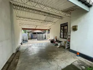 House for sale in Malabe