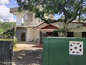 House For Sale in Mathugama - Matugama අලුත්ගම ,මතුගම පාරට 100 m