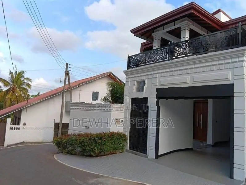 3story luxury house sale arauwala maharagma