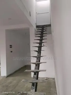 House For Sale in Mathugama - Matugama අලුත්ගම ,මතුගම පාරට 100 m