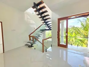 3 Storied Mordern House For Sale in Piliyandala