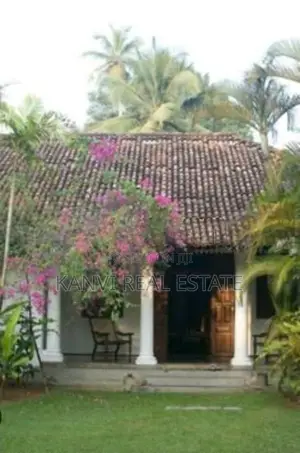 16 Perch With Old House Sale In Dehiwala Waidya Road