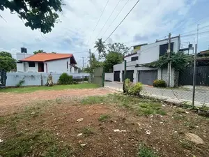 COMMERCIAL AND RESIDENTIAL LAND FOR SALE IN NUGEGODA