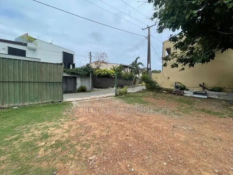 COMMERCIAL AND RESIDENTIAL LAND FOR SALE IN NUGEGODA