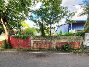 10P Residential or Commercial Bare Land For Sale In Rajagiriya