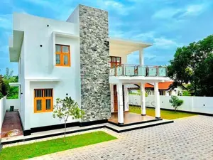 Super Luxury Spacious Gaden Upstairs 5 BR House for Sale in Negombo