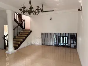 Valuable Two Story House for Sale Thalawathugoda