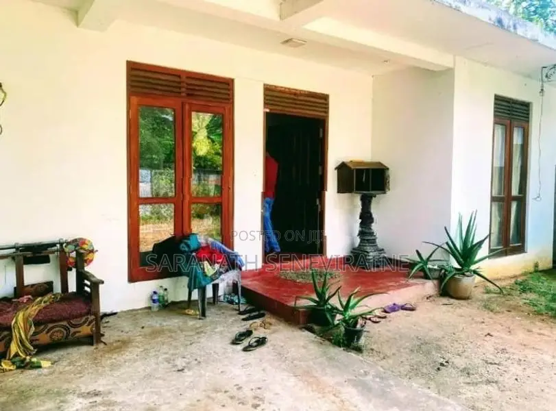 Single Story House With 1st Floor Slab - Polgasowita Piliyandala Kesbe
