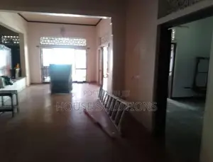 🌿 12 Perches Land for Sale with Livable House – Mount Lavinia