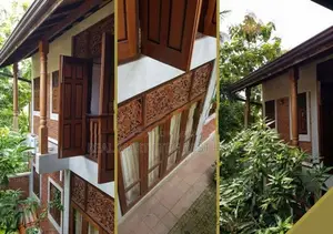 Athurugiriya : 5 AC BR (11.5P) 3-Storey Modern Architect House for Sal
