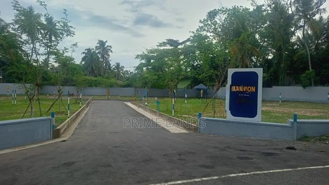 Land for Sale in Negombo Kurana