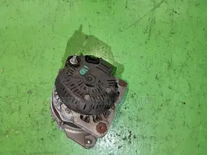 Nissan Bluebird G11 Alternator