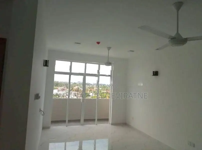 Apartment for Sale in Moratuwa Angulana Station Road