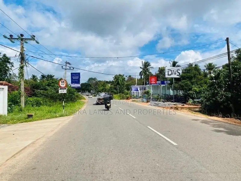 Dambulla – Kandalama | දඹුල්කල කණ්ඩලම පාරට අසන්නයෙන්