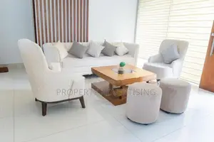 5 BR Battaramulla Luxury House For Sale