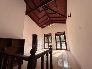 Valuable Two Story House for Sale Thalawathugoda