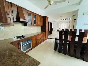 Luxury 4 Storey House For Sale in Welisara, Kandana