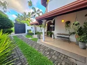 18 Perch / Fully Furnished Super Luxury 3 Storied House - Bokundara