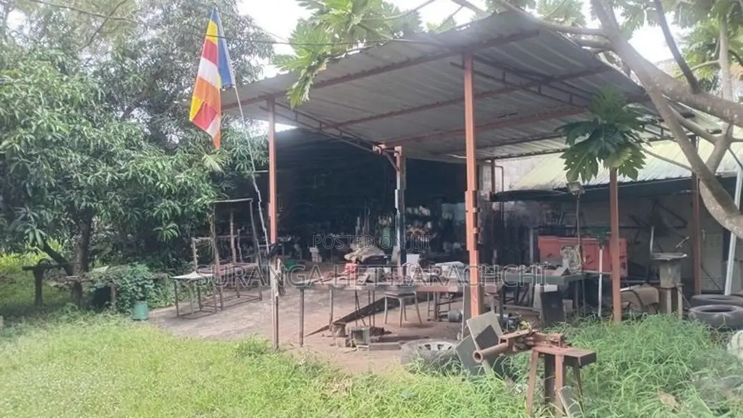 Workshop with Residential House for Sale in Kurunegala