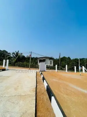 Yakkala Land Sale