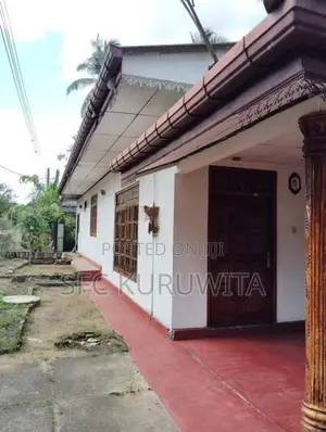 House for Sale Urapola