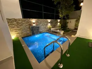 Villa Type Luxury House in Talawathugoda For Sale With Jacuzzi Pool