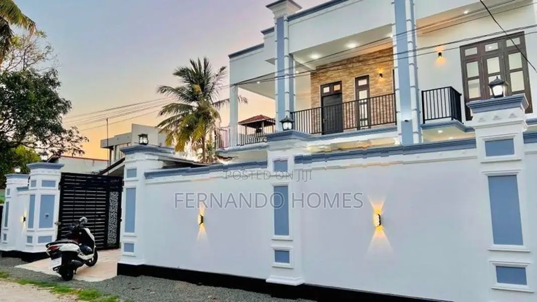 15 Perches Box Modern Completed 5 Bed Rooms House For Sale In Negombo