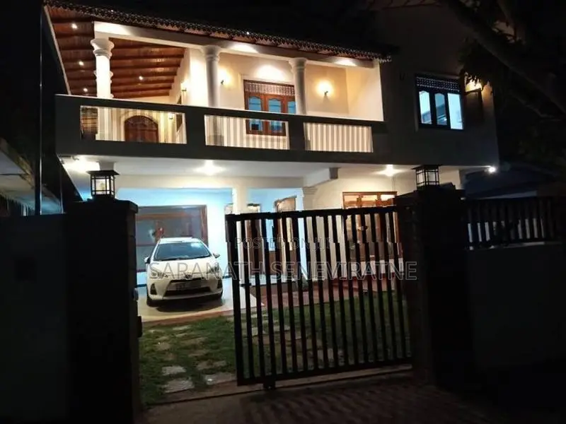 House For Sale in Ja-Ela Weligampitiya