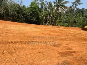 හෝමාගම හංවැල්ල බස් පාර ළඟින් පදිංචියට ඉඩම්