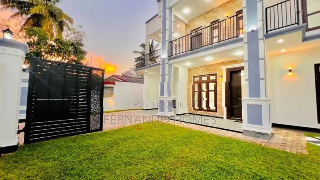 15 Perches Box Modern Completed 5 Bed Rooms House For Sale In Negombo