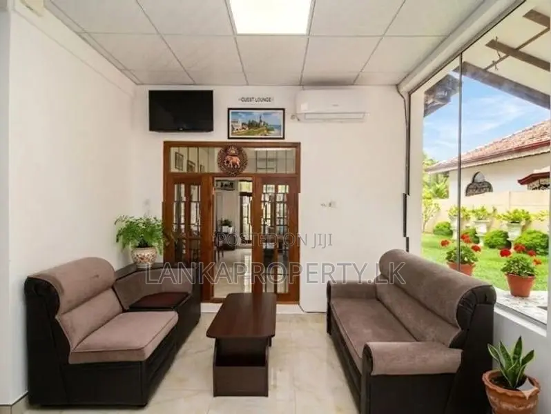 Well-Running 3-Star Hotel & Restaurant for Sale in Negombo
