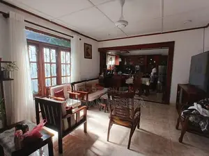 Katubedda De Mel Rd House for Sale