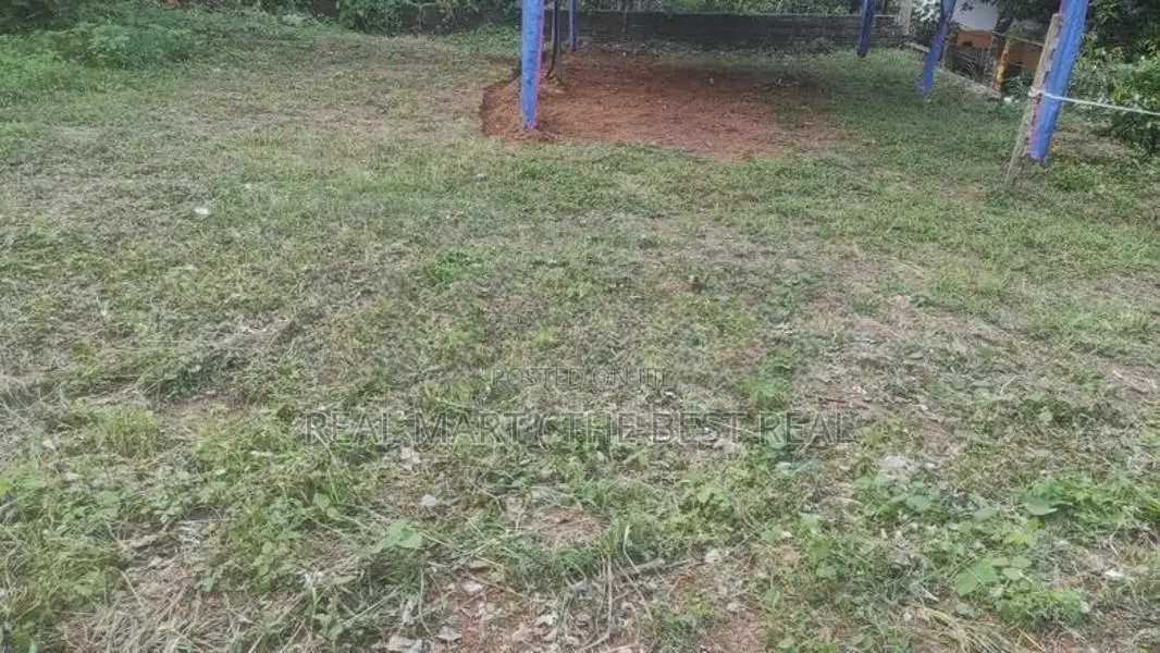 Kalutara : 25 Perches Prime Land for Sale in Nagoda