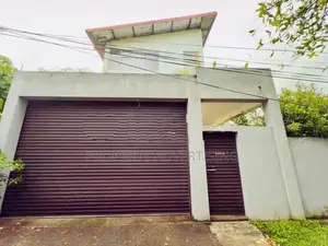 Thalawathugoda 3 BR Luxurious House For Sale in Kalalgoda