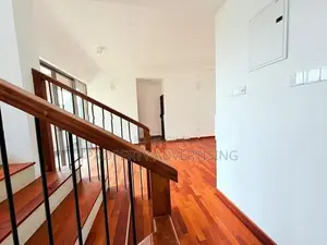 4BR House for sale in Thalawathugoda