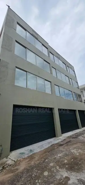COMMERCIAL BUILDING OR RESIDENTIAL SPACE FOR RENT COLOMBO 4 CH2558