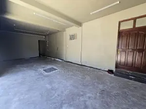 COMMERCIAL BUILDING OR RESIDENTIAL SPACE FOR RENT COLOMBO 4 CH2558