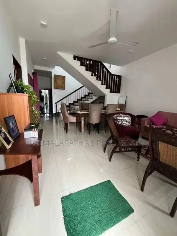 Two Storey House for Sale in Boralesgamuwa