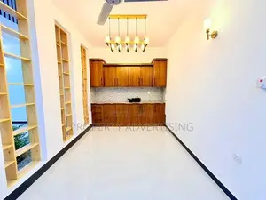 4 BR Luxurious Thalawathugoda Brand New House for Sale
