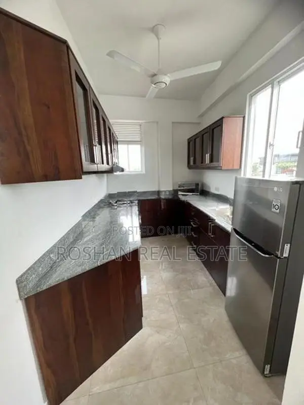 LUXURY FURNISHED APARTMENT FOR RENT COLOMBO 7 CHI2575